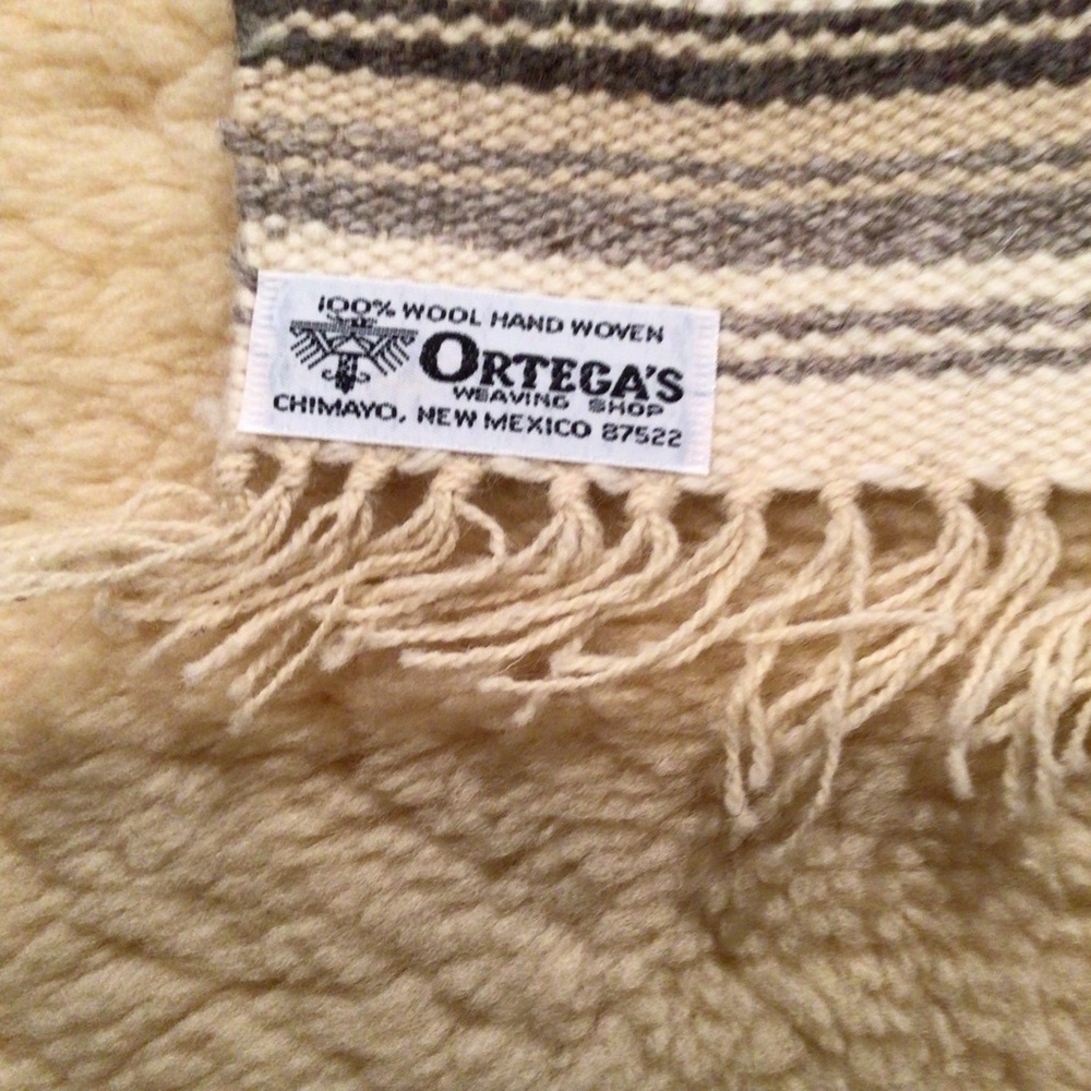 Ortega’s handwoven wool fringed duck textile - Picture 9 of 10